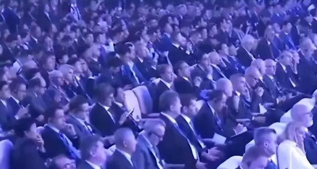 C罗淘汰赛首球!葡萄牙2:1绝杀克罗地亚晋级16强,联想AI记录世界杯经典瞬间